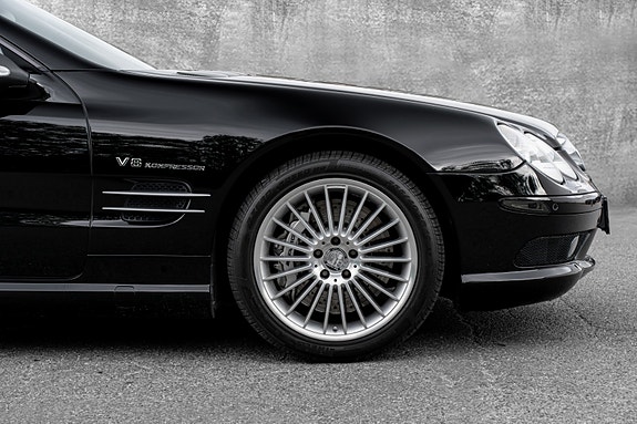 Mercedes-Benz SL55 21 of 30