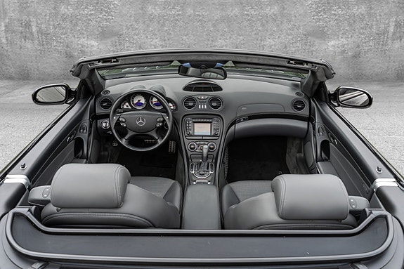 Mercedes-Benz SL55 25 of 30