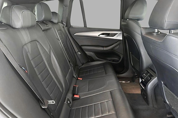 BMW X3 22 of 24