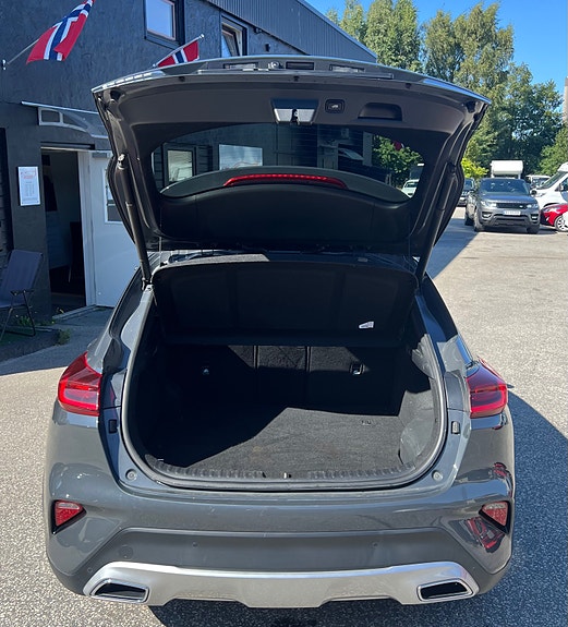 Kia XCeed 8 of 26