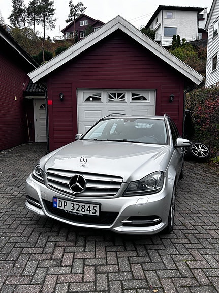 Mercedes-Benz C180 d 12 of 30