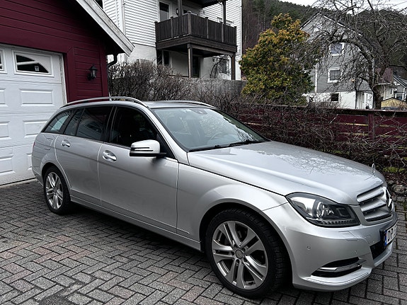Mercedes-Benz C180 d 3 of 30