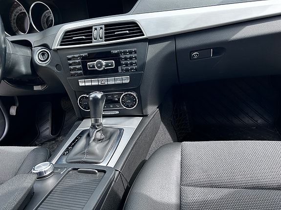 Mercedes-Benz C180 d 21 of 30