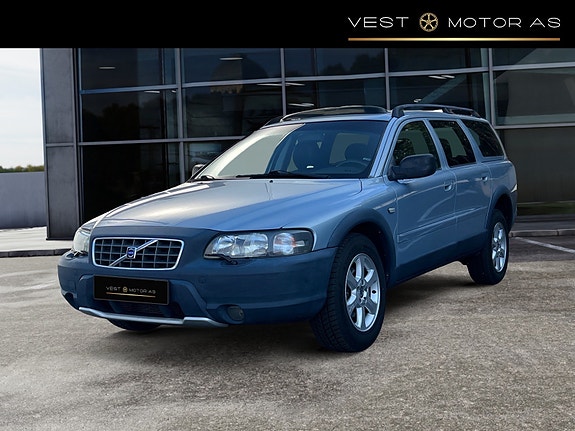 Volvo XC70 3 of 25
