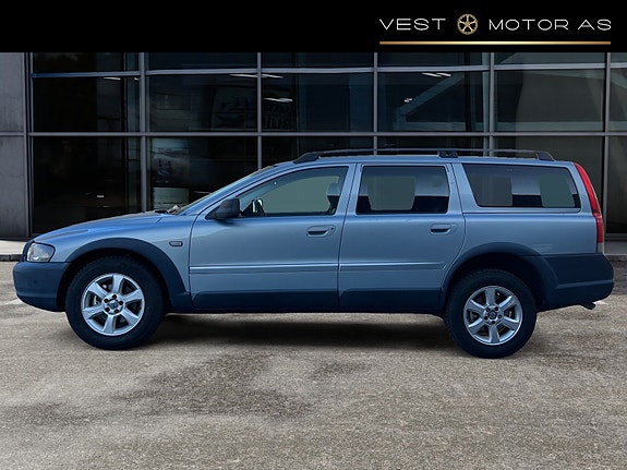 Volvo XC70 4 of 25