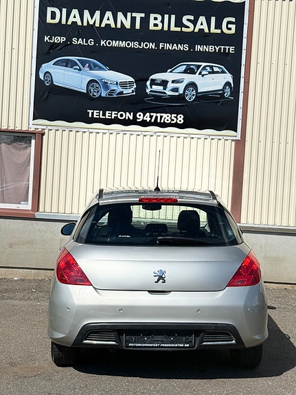 Peugeot 308 7 of 27