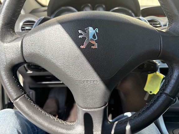 Peugeot 308 10 of 27