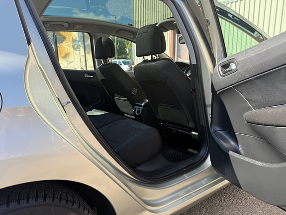 Peugeot 308 24 of 27