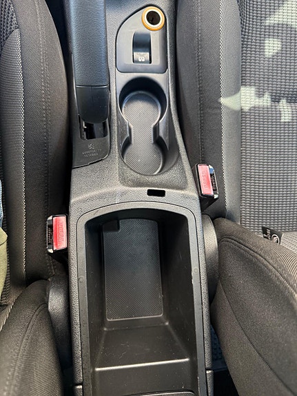 Peugeot 308 17 of 27