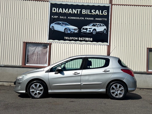 Peugeot 308 5 of 27