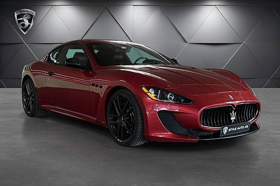 Maserati GranTurismo 3 of 21