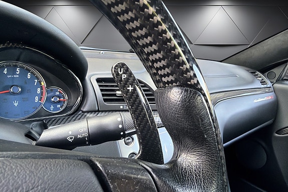 Maserati GranTurismo 15 of 21