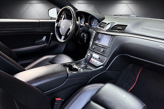 Maserati GranTurismo 9 of 21