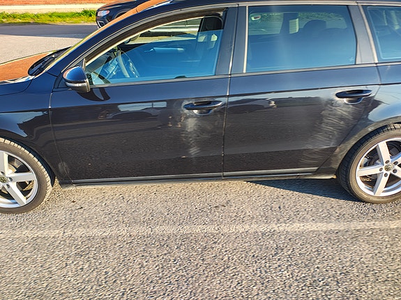Volkswagen Passat 9 of 11