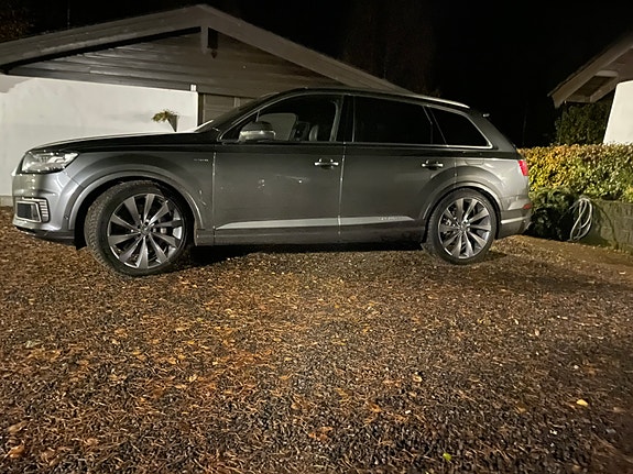 Audi Q7 19 of 24