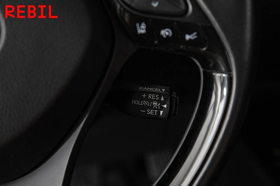 Toyota C-HR 15 of 24
