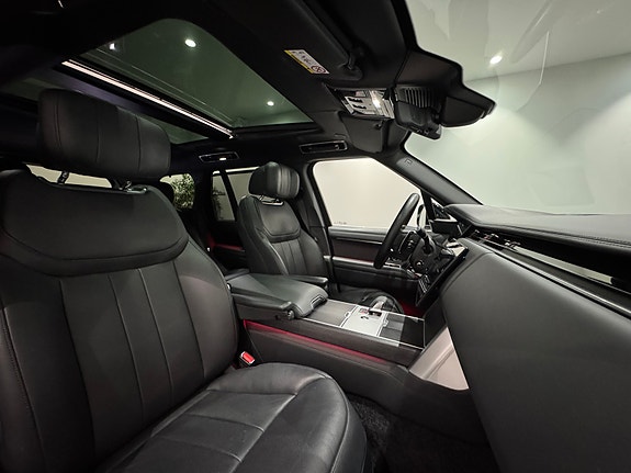 Land Rover Range Rover 16 of 30