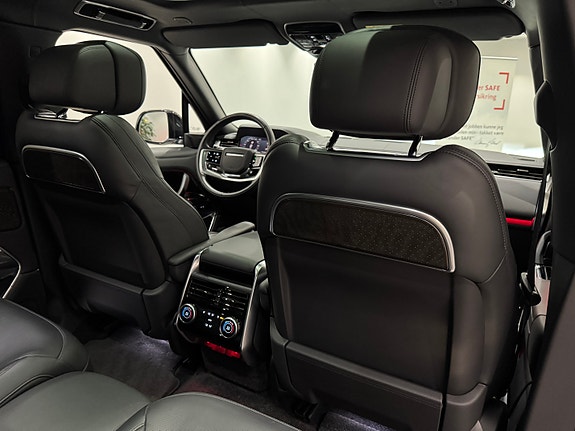 Land Rover Range Rover 28 of 30
