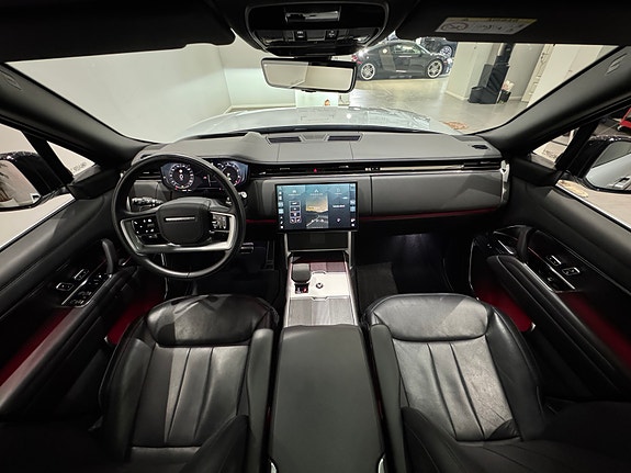 Land Rover Range Rover 12 of 30