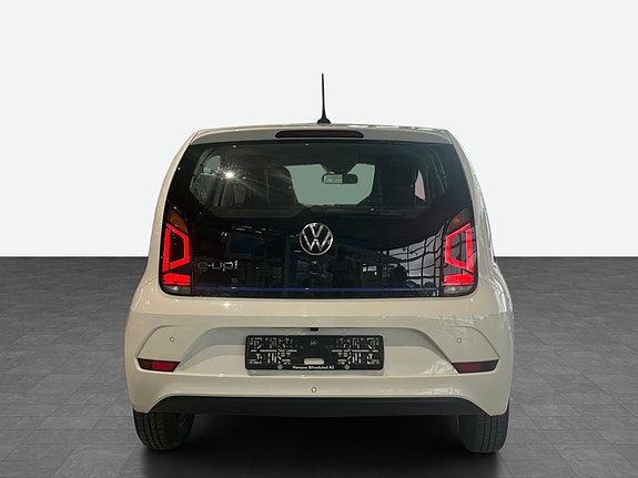 Volkswagen UP! 6 of 15