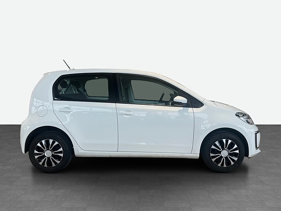 Volkswagen UP! 4 of 15
