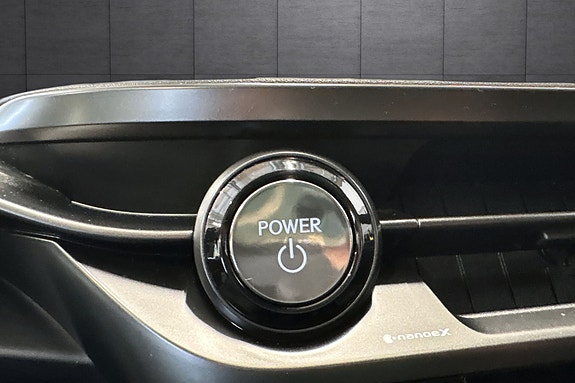 Lexus RZ450e 25 of 29