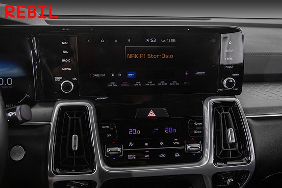 Kia Sorento 19 of 30