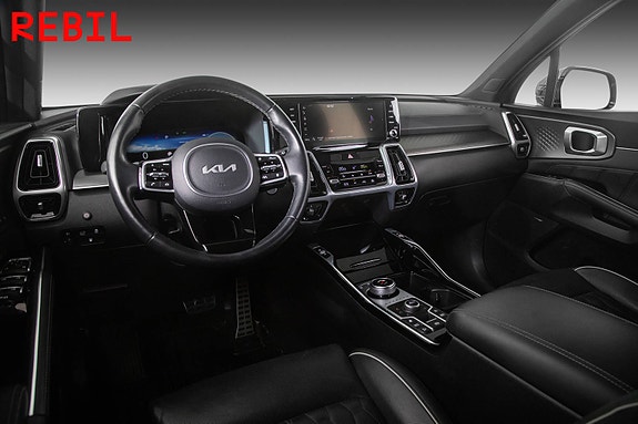 Kia Sorento 9 of 30