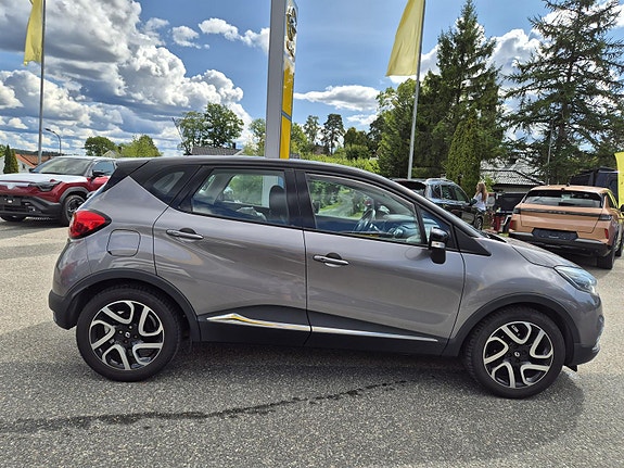 Renault Captur 15 of 26