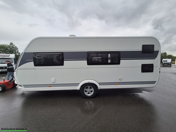Hobby 560 KMFe Excellent/Alde/Takmontert markise/lufttelt 6 of 22