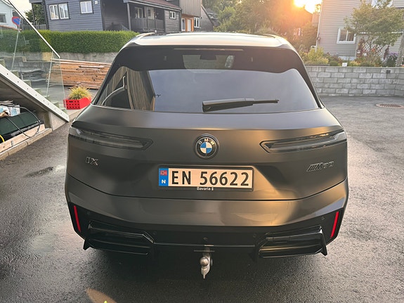 BMW iX 6 of 9