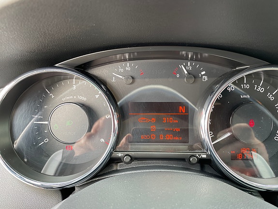 Peugeot 3008 14 of 30