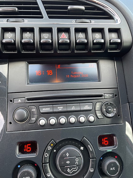 Peugeot 3008 10 of 30