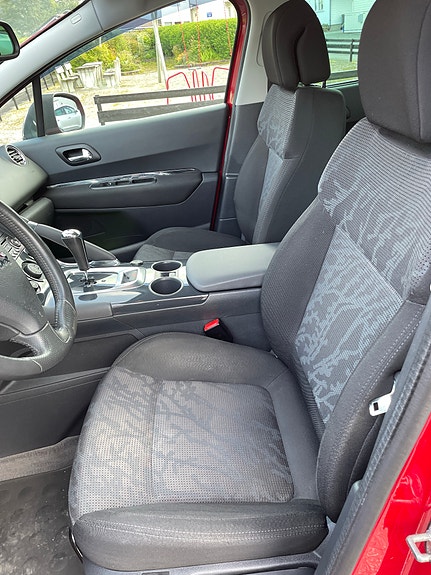 Peugeot 3008 8 of 30