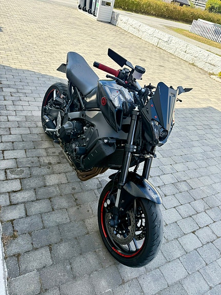 Yamaha MT-09 5 of 24