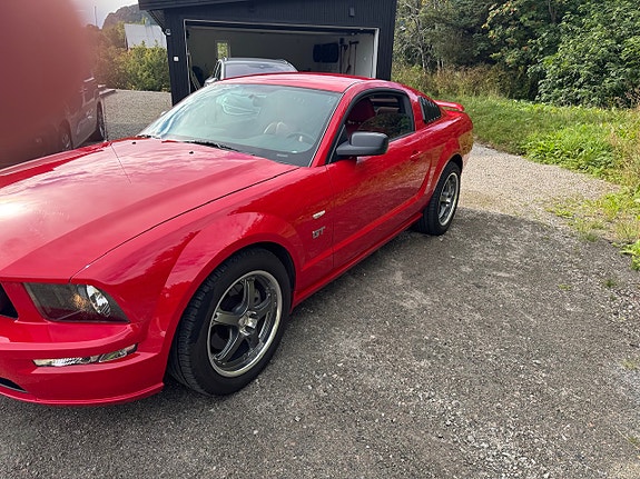 Ford Mustang 11 of 30