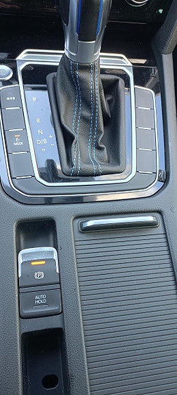 Volkswagen Passat 9 of 24