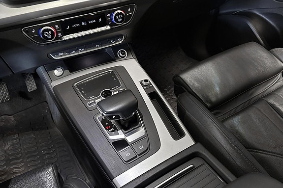 Audi Q5 13 of 27