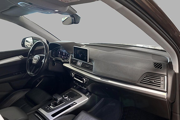 Audi Q5 10 of 27