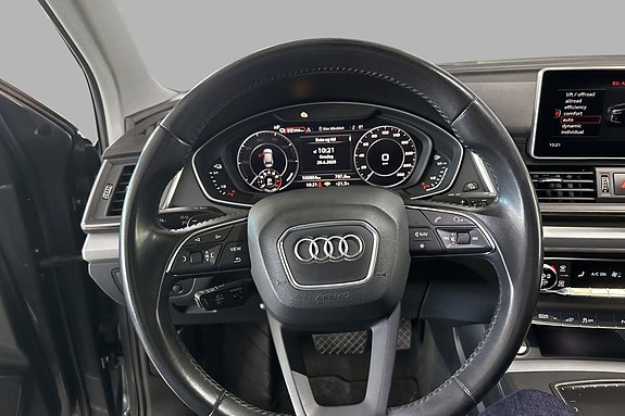 Audi Q5 11 of 27