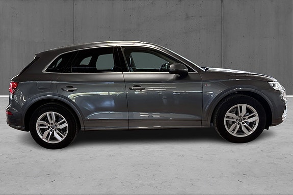 Audi Q5 3 of 27