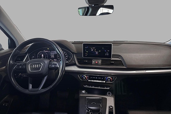Audi Q5 9 of 27