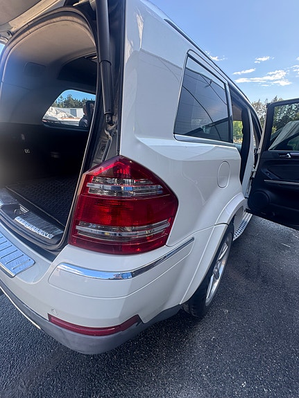 Mercedes-Benz GL420 4 of 30