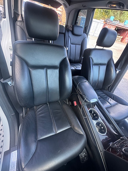 Mercedes-Benz GL420 10 of 30