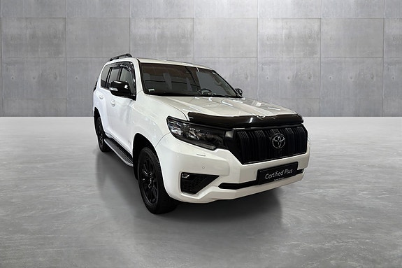 Toyota Land Cruiser 7 of 30