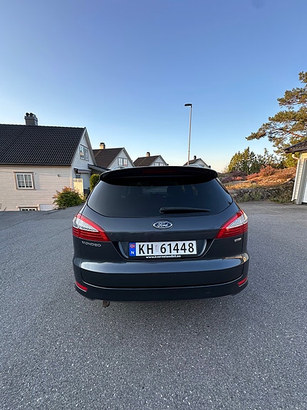 Ford Mondeo 9 of 12
