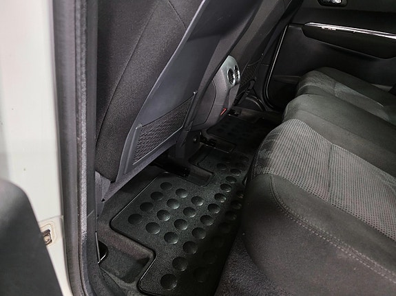 Peugeot 3008 27 of 30