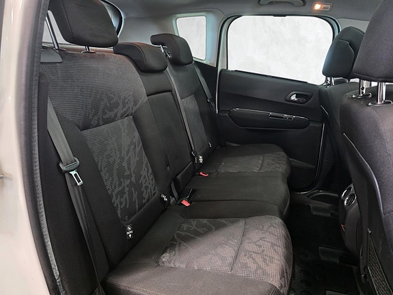 Peugeot 3008 28 of 30