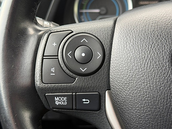 Toyota Auris 17 of 30