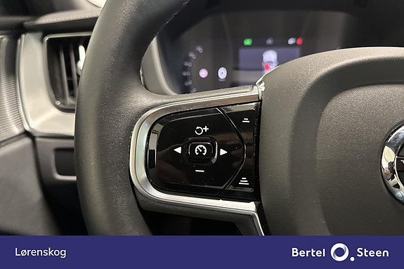 Volvo XC60 20 of 30